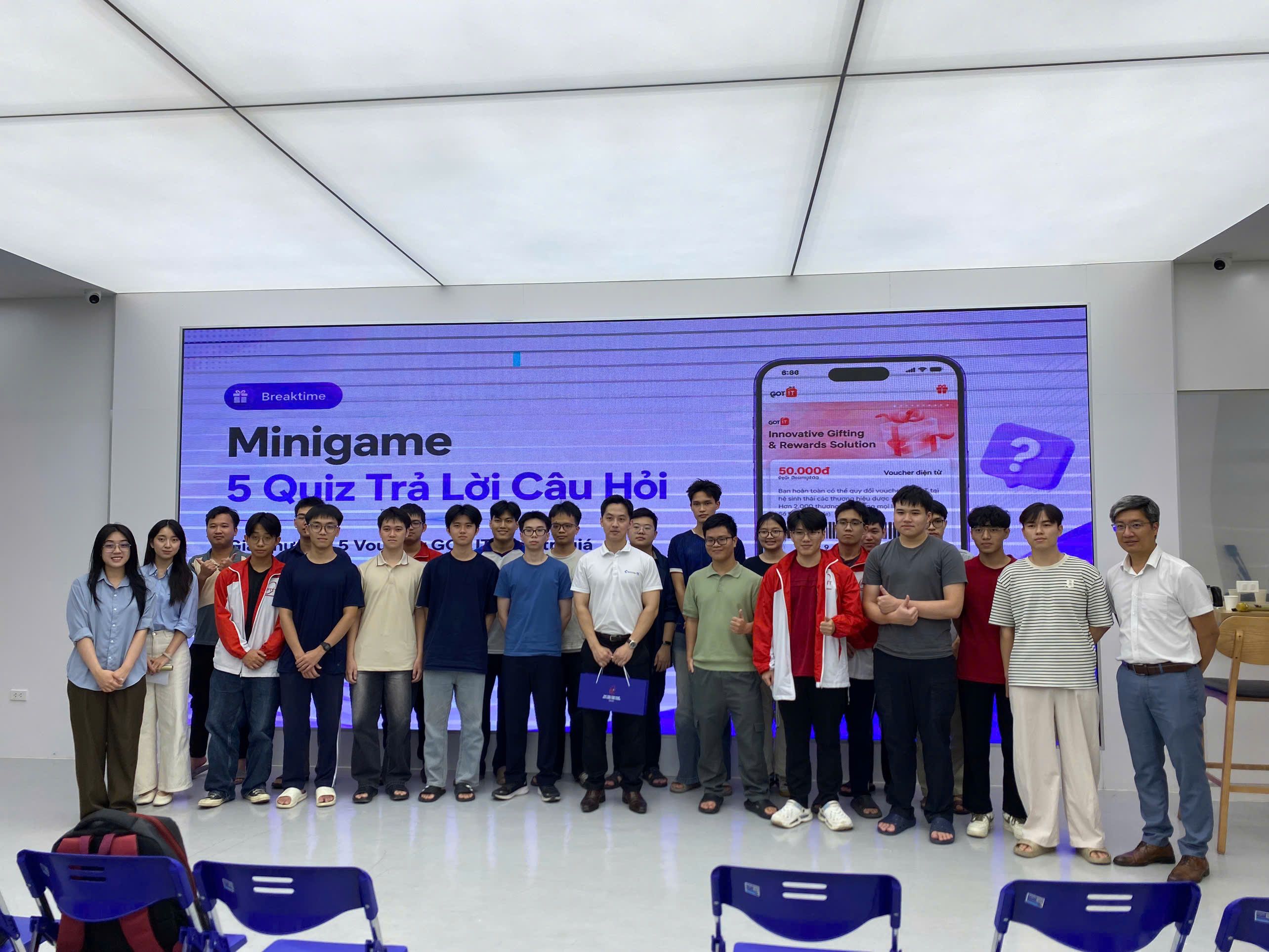 WORKSHOP: BẮT SÓNG TUYỂN DỤNG IT 2026 – GIẢI MÃ BỨC TRANH THỊ TRƯỜNG & CHÂN PHÓNG SỰ NGHIỆP