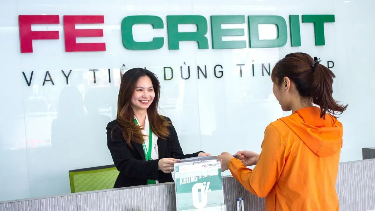 FE Credit – Vay tín chấp tiêu dùng