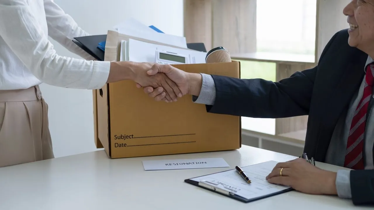 Manage Out là gì? Dấu hiệu chứng tỏ bạn đang bị công ty đuổi khéo