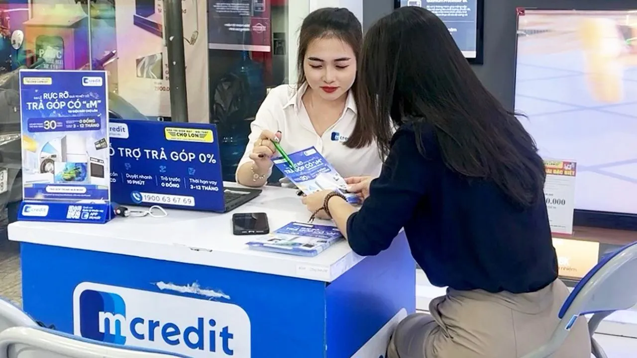 mcredit tuyển dụng