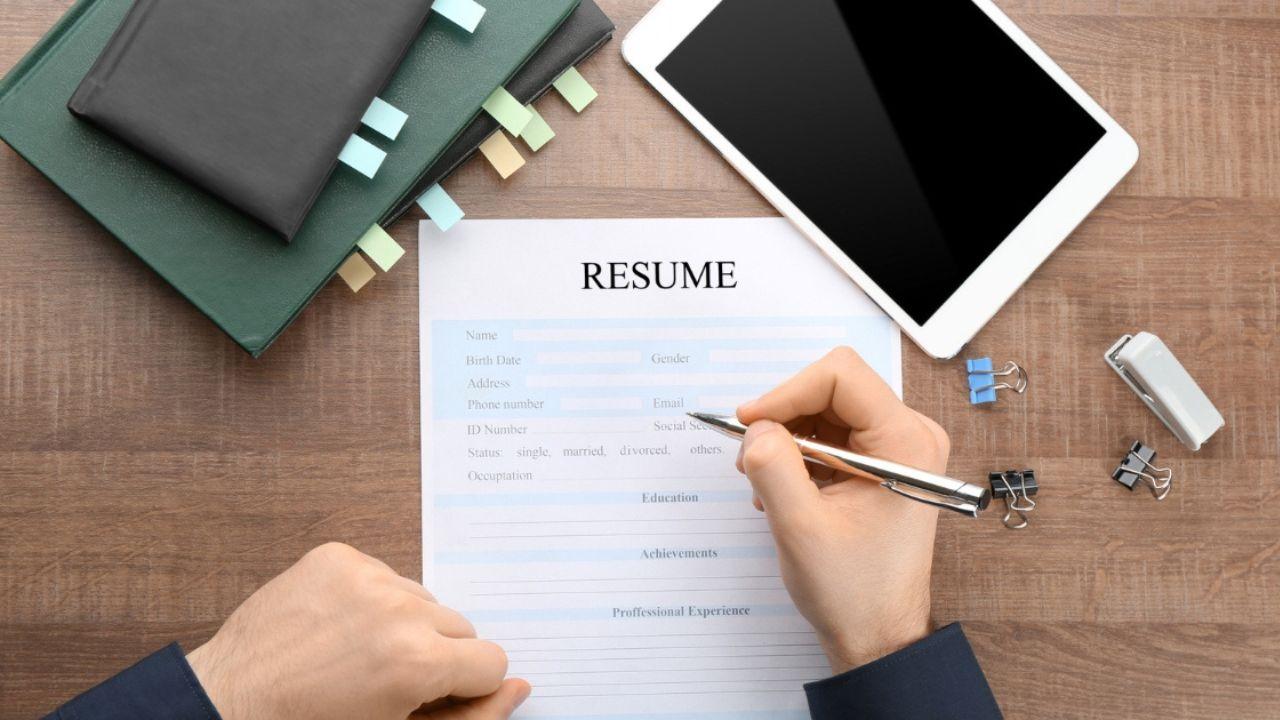 Những nội dung cần có khi viết resume. 